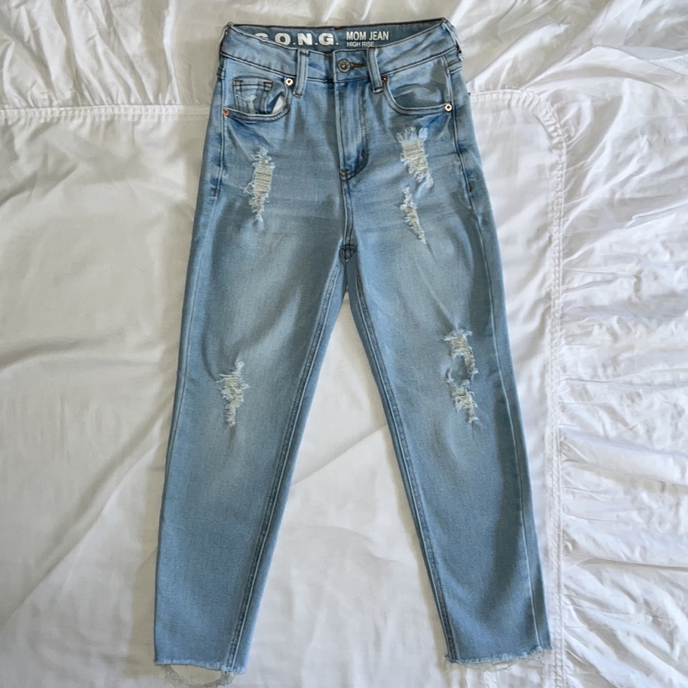 Mom High Rise Jeans